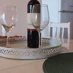 בית נופש Stone & Sun Retreat With Private Pool