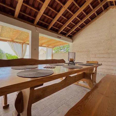 Holiday home Stone & Sun Retreat With Private Pool Rupalj