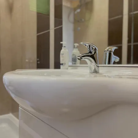 Stone & Sun Retreat With Private Pool Holiday home *