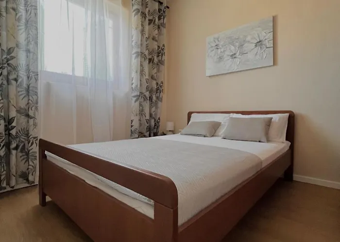 Stone & Sun Retreat With Private Pool Semesterbostad *
