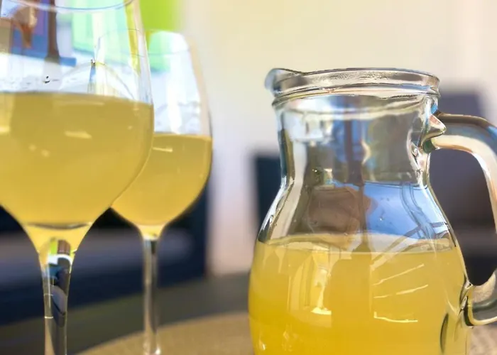 Stone & Sun Retreat With Private Pool Дом отдыха Rupalj