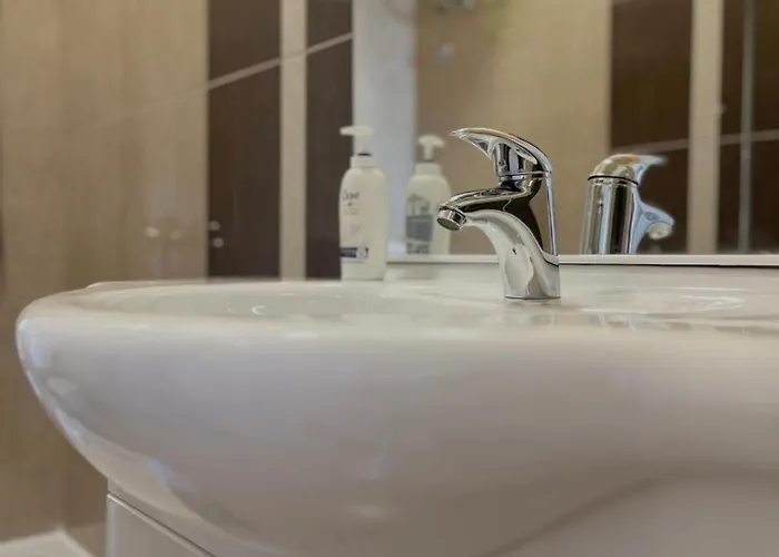 Stone & Sun Retreat With Private Pool Дом отдыха *