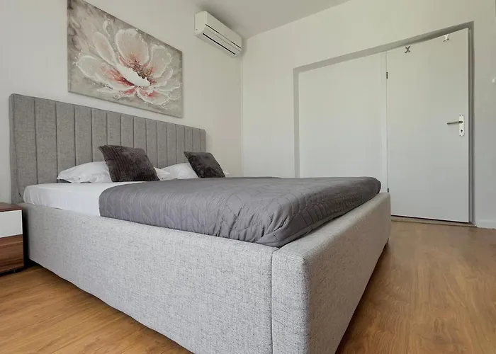 Stone & Sun Retreat With Private Pool Дом отдыха