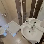 Stone & Sun Retreat With Private Pool Сasa de vacaciones Rupalj